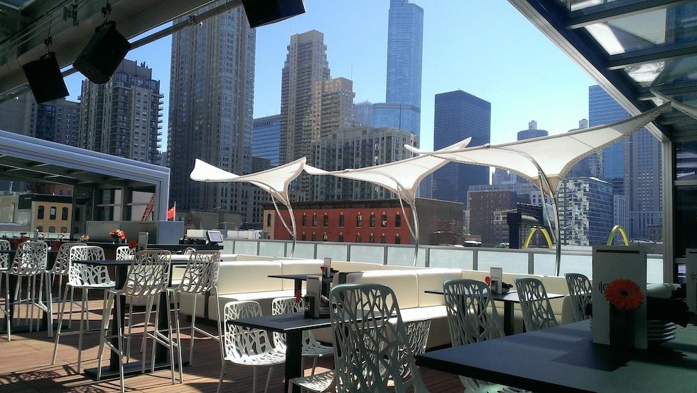 Godfrey Hotel Chicago Exterior photo